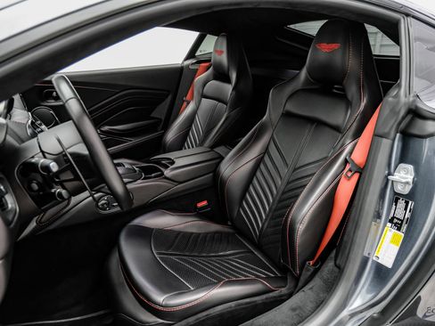 Used 2023 Aston Martin V12 Vantage RWD image 42