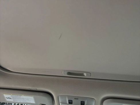 Used 2019 Toyota Corolla SE image 11