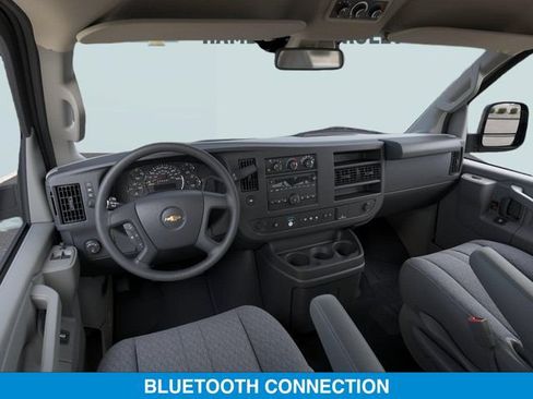 New 2026 Chevrolet Express 3500 LT w/ LT Preferred Equipment Group RWD image 15
