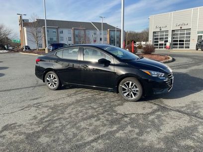 New 2025 Nissan Versa SV w/ Trunk Package