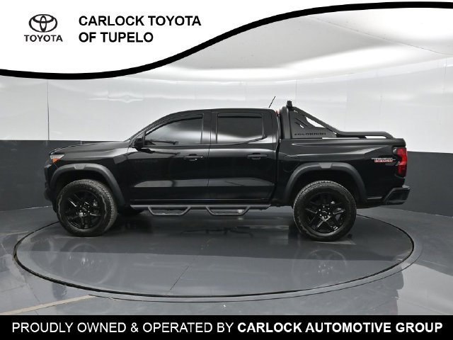 Used 2025 Chevrolet Colorado Trail Boss w/ Midnight Edition AWD/4WD image 10