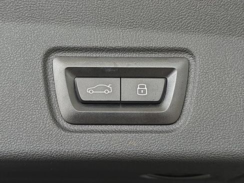 Used 2023 BMW i4 eDrive35 RWD image 31