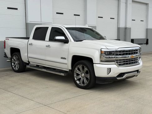 Used 2017 Chevrolet Silverado 1500 High Country AWD/4WD image 7