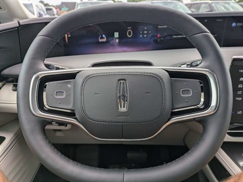 New 2026 Lincoln Nautilus Premier AWD/4WD image 28