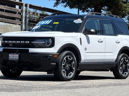 Certified 2024 Ford Bronco Sport Outer Banks AWD/4WD image 11