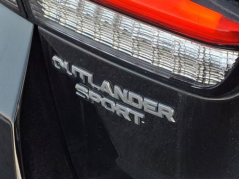 Used 2021 Mitsubishi Outlander Sport image 17