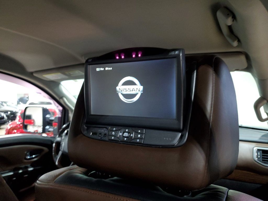 Used 2017 Nissan Titan Platinum Reserve RWD image 22