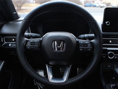 Certified 2025 Honda Civic Sport Touring image 16