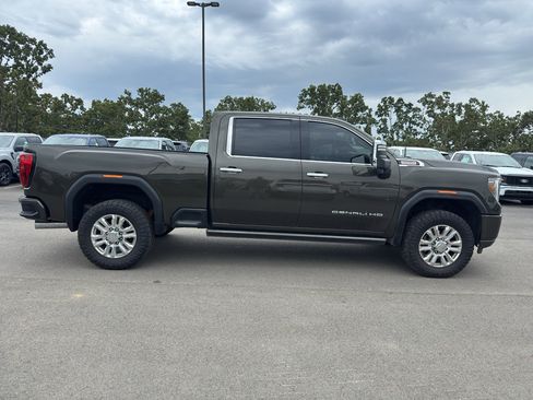 Used 2023 GMC Sierra 2500 Denali AWD/4WD image 4