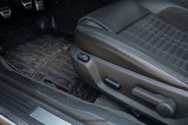 Used 2010 Ford Mustang Shelby GT500 RWD image 70