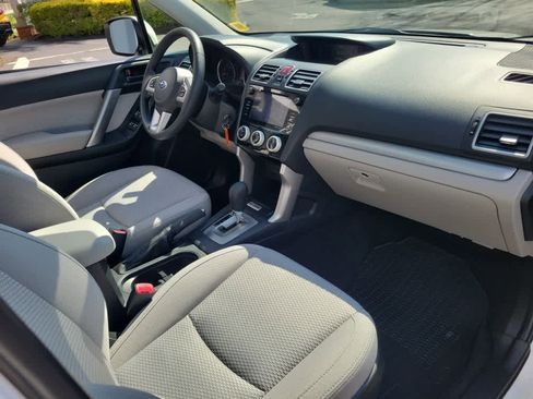 Used 2018 Subaru Forester 2.5i Premium w/ All-Weather Package image 26