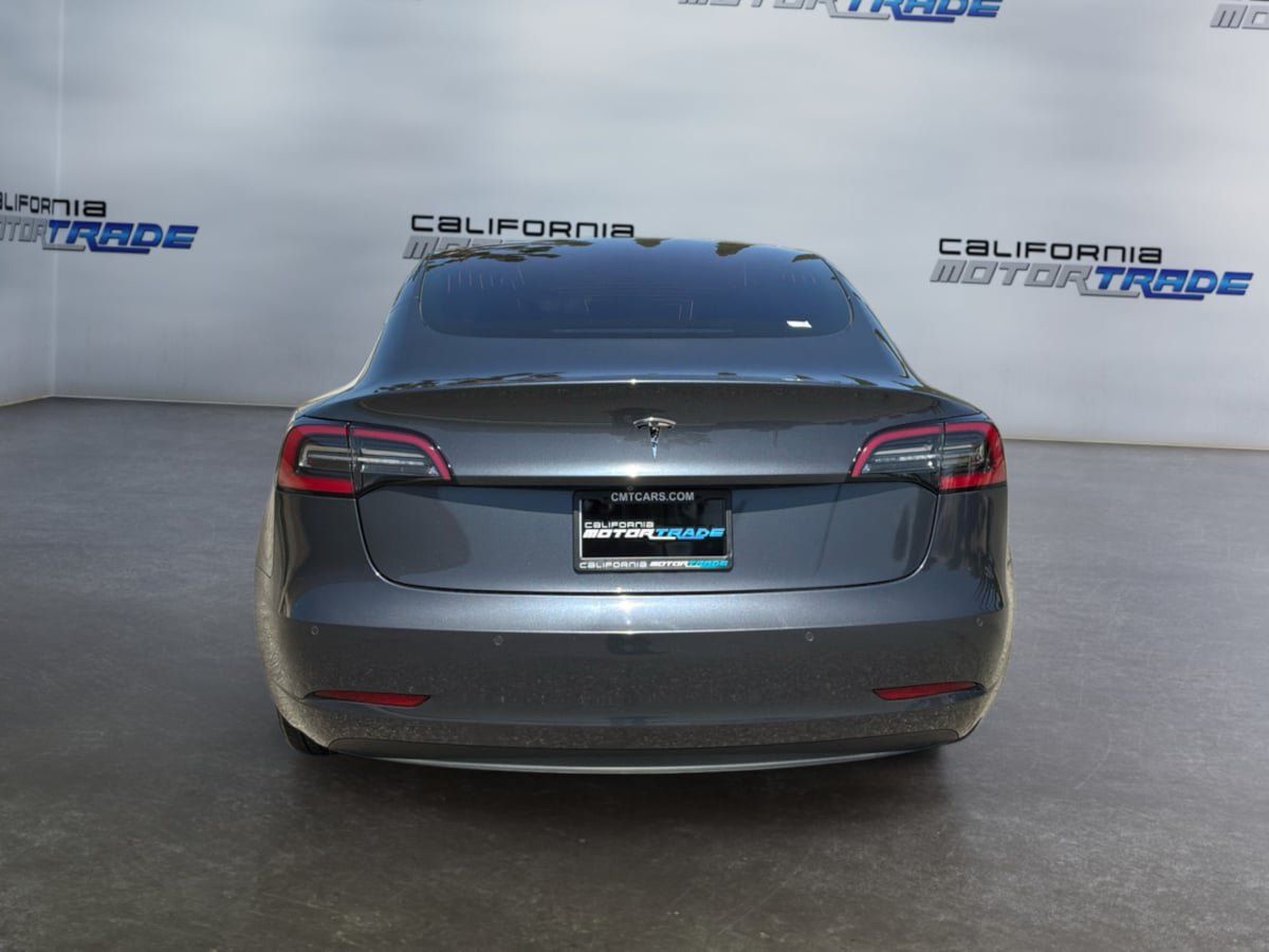 Used 2018 Tesla Model 3 Long Range RWD image 6