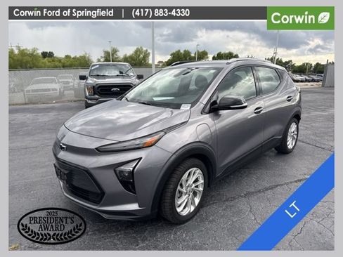 Used 2023 Chevrolet Bolt EUV LT w/ Comfort Package FWD image 1