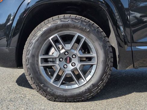 Certified 2026 GMC Terrain AT4 image 31