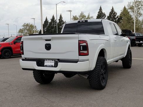 Used 2022 RAM 2500 Laramie w/ Night Edition image 10