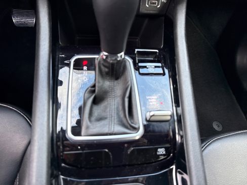 Used 2026 Jeep Compass Limited image 22