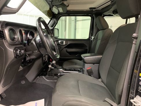 Used 2022 Jeep Wrangler Unlimited Sport AWD/4WD image 17