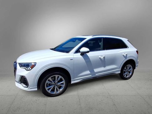 Certified 2023 Audi Q3 2.0T Premium Plus w/ Premium Plus Package AWD/4WD image 4