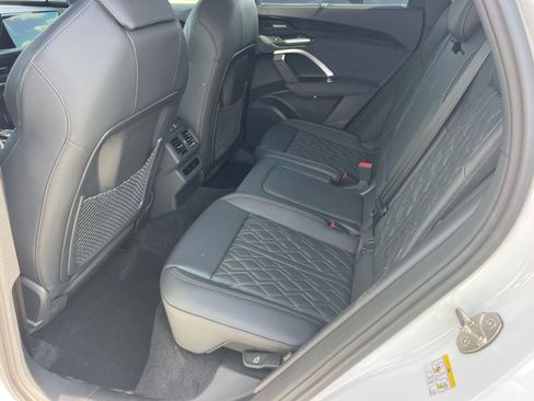 Certified 2025 Audi SQ5 Premium Plus AWD/4WD image 21