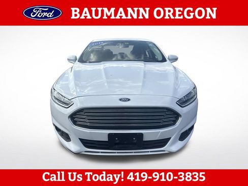 Used 2016 Ford Fusion SE FWD image 8