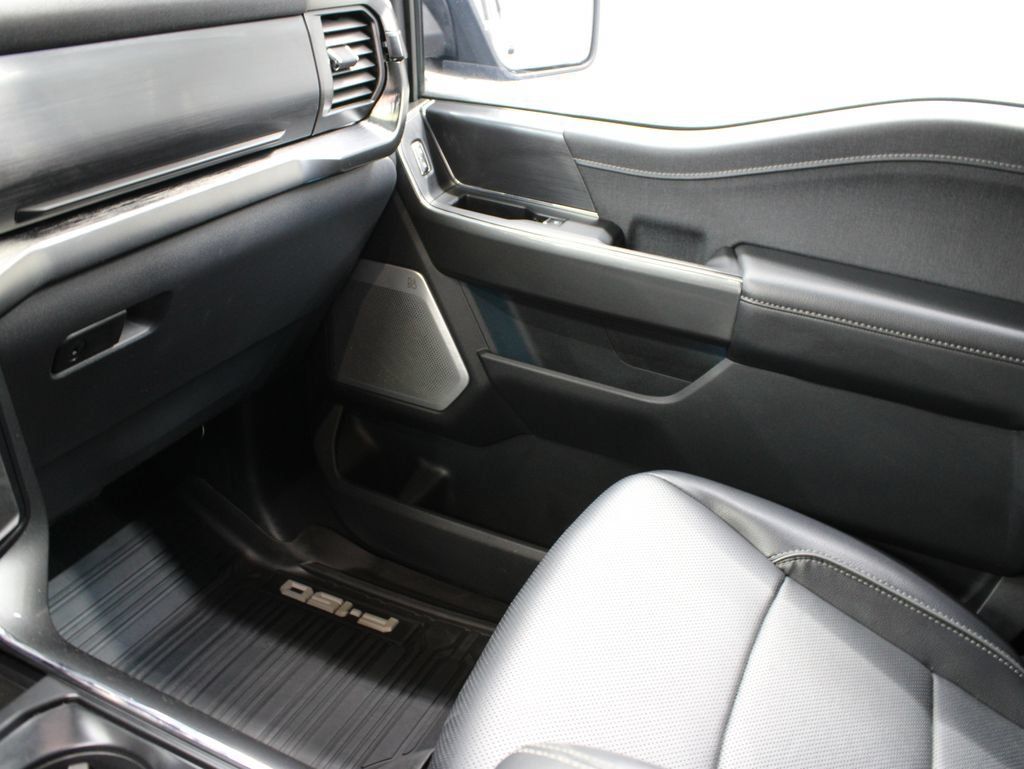 Used 2023 Ford F150 Lariat w/ Equipment Group 502A High AWD/4WD image 30