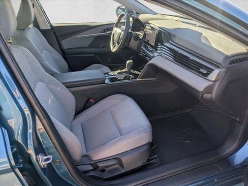 Used 2025 Toyota Camry LE image 18