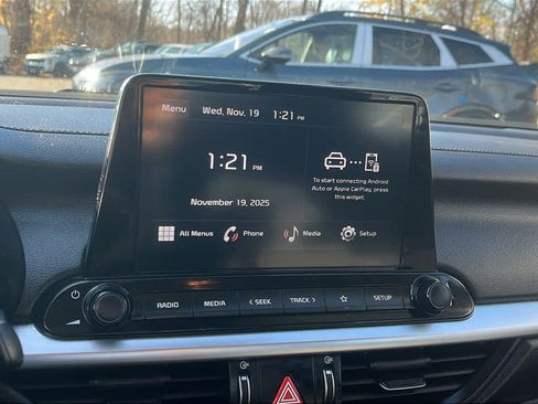 Used 2023 Kia Forte LXS image 15