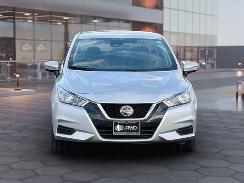 Used 2021 Nissan Versa SV image 21