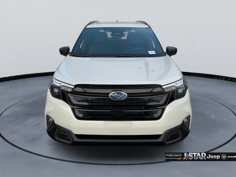 Used 2025 Subaru Forester Sport AWD/4WD image 2
