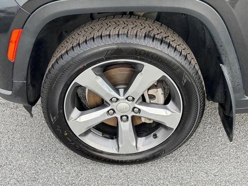 Used 2021 Jeep Grand Cherokee L Limited image 14