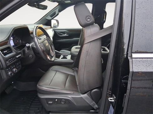 Used 2021 Chevrolet Tahoe High Country w/ Premium Package image 9