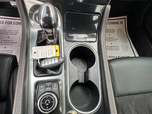 Used 2023 Nissan Maxima SR w/ Sport Mat Group FWD image 15