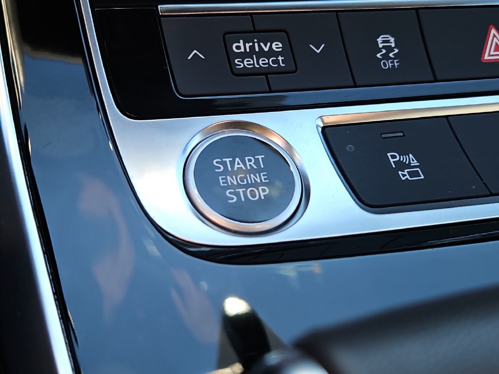Certified 2025 Audi Q7 2.0T Premium Plus w/ Premium Plus Package AWD/4WD image 27