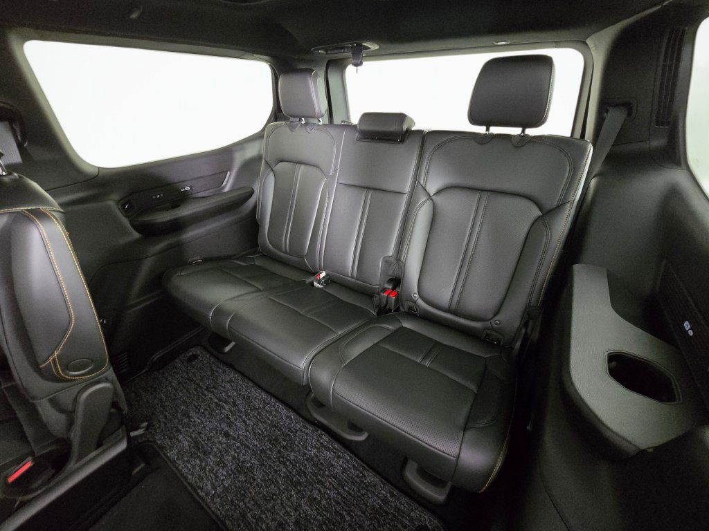 New 2026 Jeep Grand Wagoneer 4WD image 44