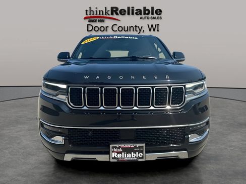 Used 2024 Jeep Wagoneer Series III AWD/4WD image 8