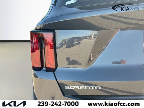 New 2026 Kia Sorento S AWD/4WD image 9