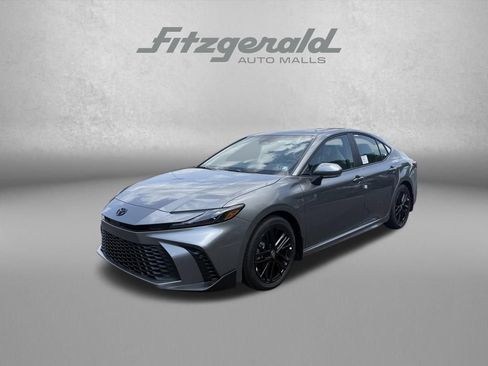 Used 2026 Toyota Camry SE w/ Multimedia Upgrade Package FWD image 3