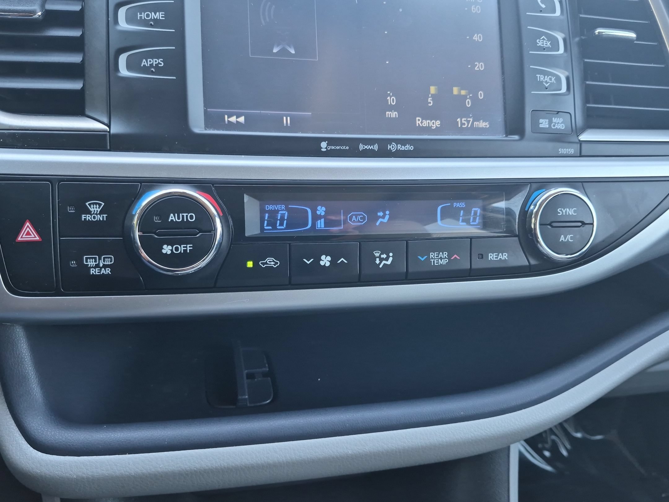 Used 2016 Toyota Highlander XLE AWD/4WD image 21