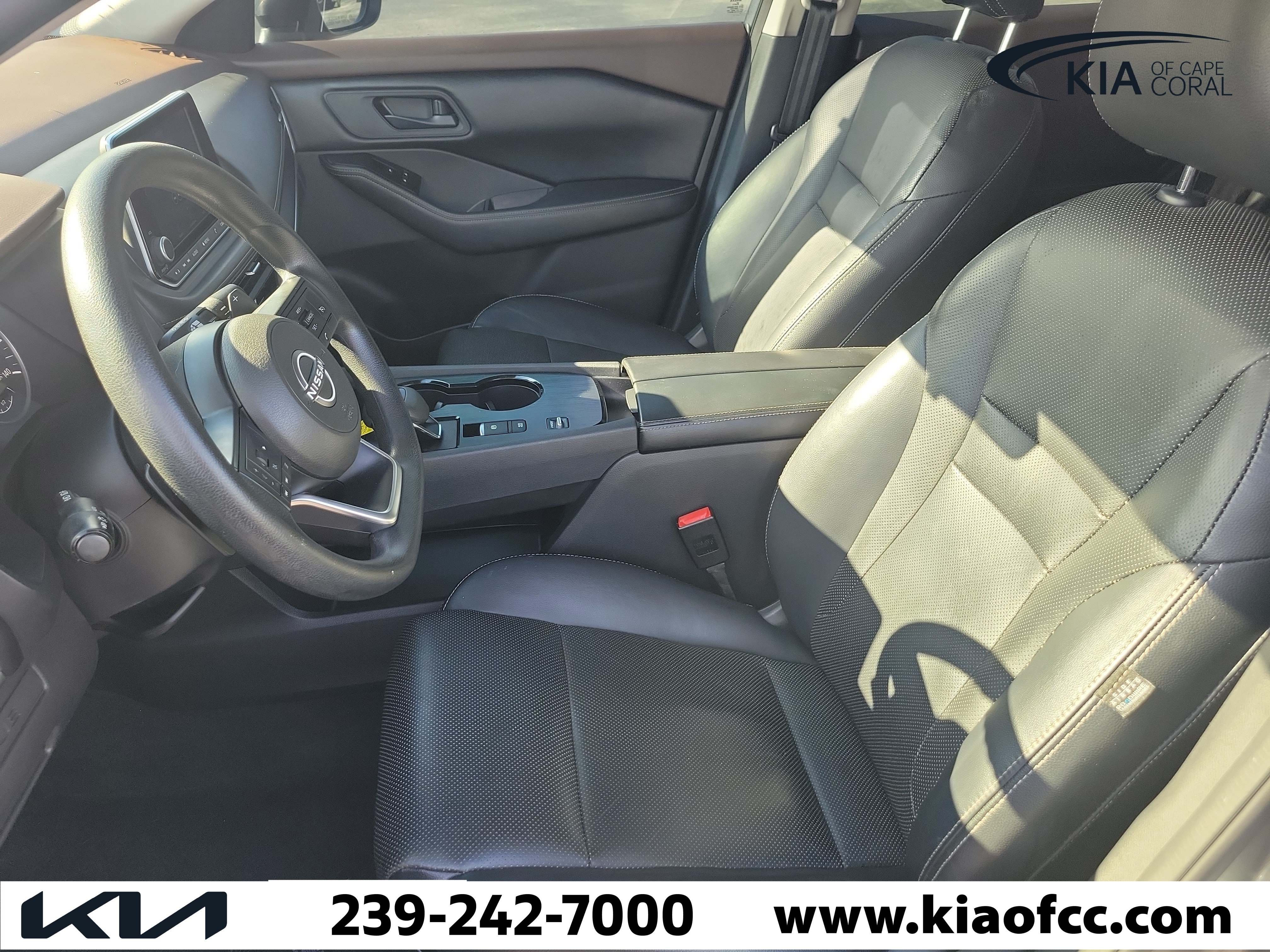 Used 2022 Nissan Rogue S FWD image 19