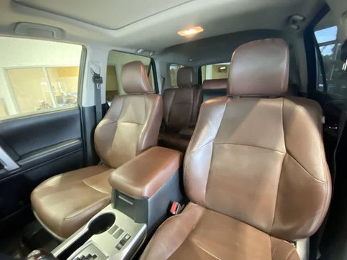 Used 2017 Toyota 4Runner Limited AWD/4WD image 14