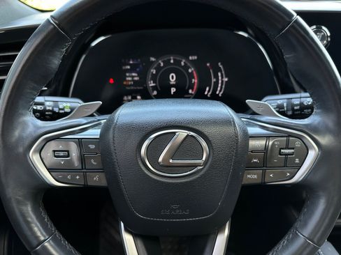 Used 2024 Lexus RX 350 FWD w/ Technology Package image 11