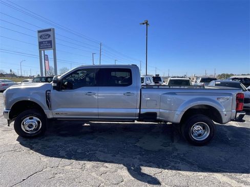Certified 2023 Ford F350 Lariat w/ Lariat Ultimate Package image 6
