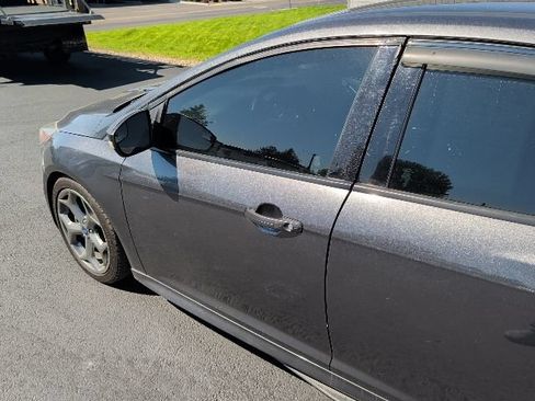Used 2018 Ford Focus ST FWD image 20