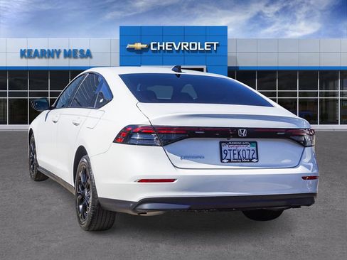 Used 2025 Honda Accord SE image 4