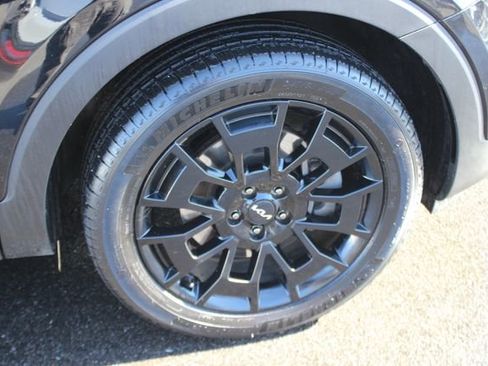 Used 2022 Kia Telluride EX w/ EX Premium Package AWD/4WD image 37