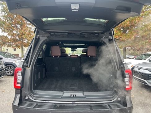 Used 2024 Ford Expedition Max Limited image 32