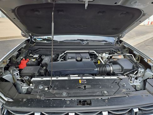 Used 2024 GMC Canyon AT4 w/ AT4 Premium Package image 11