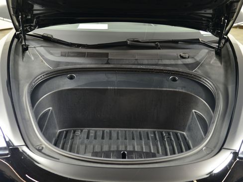 Used 2020 Tesla Model 3 Performance image 14