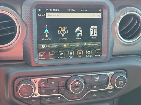 Used 2022 Jeep Wrangler Unlimited Rubicon 4xe w/ Cold Weather Group image 26