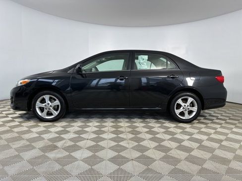 Used 2013 Toyota Corolla LE w/ Premium Pkg image 4